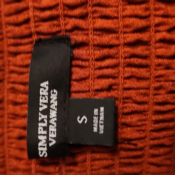 Top - Picture 2 of 4